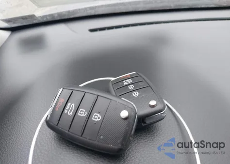 2021 Kia Rio S z USA, uszkodzony, nr VIN 3KPA24AD9ME365863